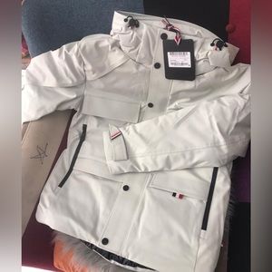 Moncler down ski jacket NET size 1 (xs)